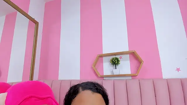 ISABELLA 020 online show from 04.18.26