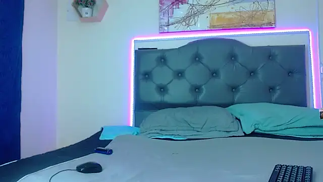 Kim clark1 online show from 09.11.25