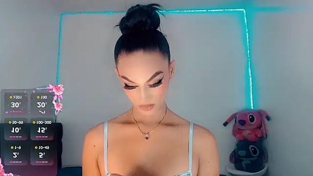  Riannagarcia  online show from 10.10.25