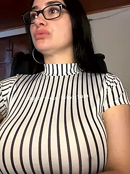 preetypeach online show from 01.11.26