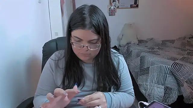 Aria Fullbuster online show from 10.24.25