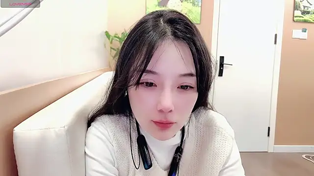 Snapshot of AKiKi711 chatting on 02.04.26 AKiKi711 online show from 02.04.26