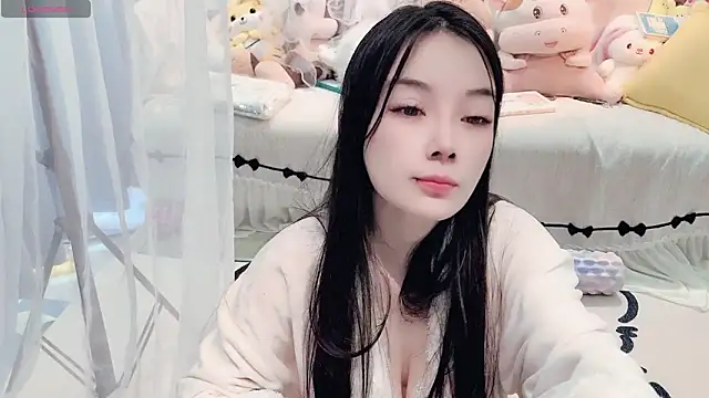 AKiKi711 online show from 04.04.26