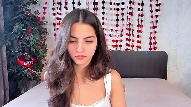 Milana Crystal  online show from 02.27.25