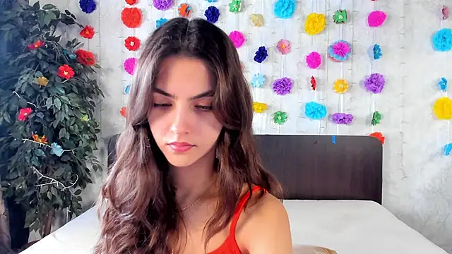 Milana Crystal  online show from 03.21.25