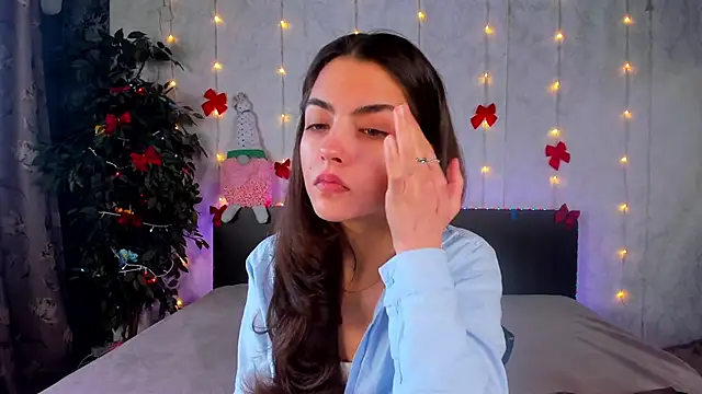 Milana Crystal  online show from 01.12.26