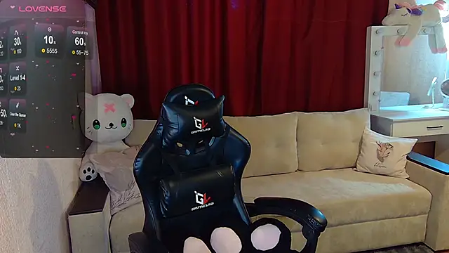 Snapshot of Sidney_blush chatting on 11.16.25 Sidney blush online show from 11.16.25