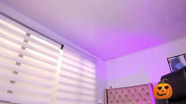 Snapshot of Danna_Ramiirez chatting on 10.11.25 Danna Ramiirez online show from 10.11.25