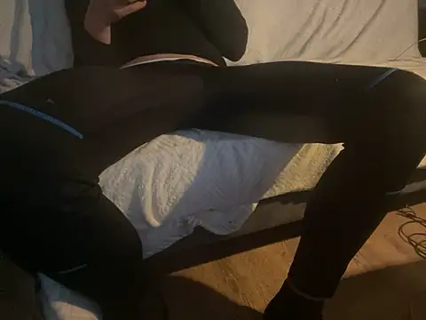 Snapshot of kiksnap-meistro5 chatting on 02.27.25 kiksnap-meistro5 online show from 02.27.25