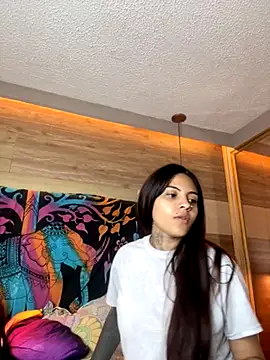 Cori Paige online show from 11.23.25