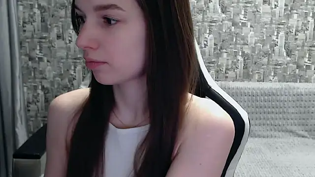 MissMiaCutie online show from 03.01.25