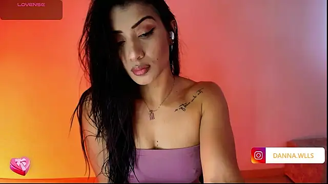 Dannawells online show from 02.23.26