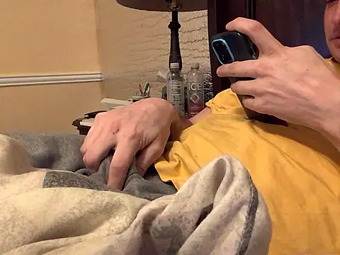 Snapshot of Hebrewhammers42 chatting on 01.21.25 Hebrewhammers42 online show from 01.21.25