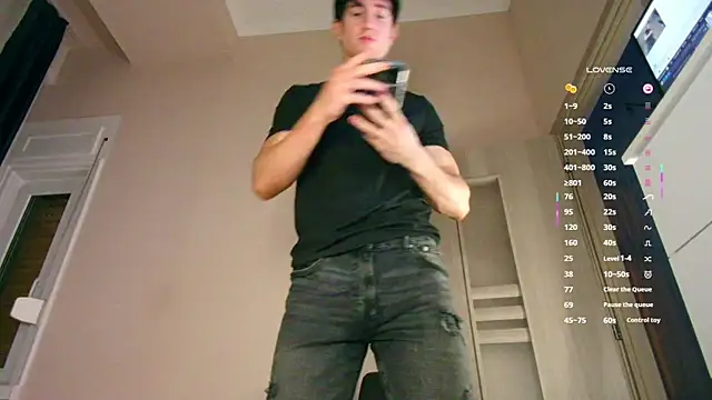 ChristianLevine  online show from 12.17.25