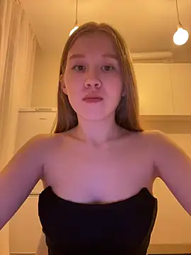 Eva Weyne online show from 02.19.26