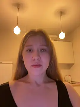 Snapshot of Eva_Weyne chatting on 06.24.26 Eva Weyne online show from 06.24.26