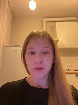 Snapshot of Eva_Weyne chatting on 07.20.26 Eva Weyne online show from 07.20.26