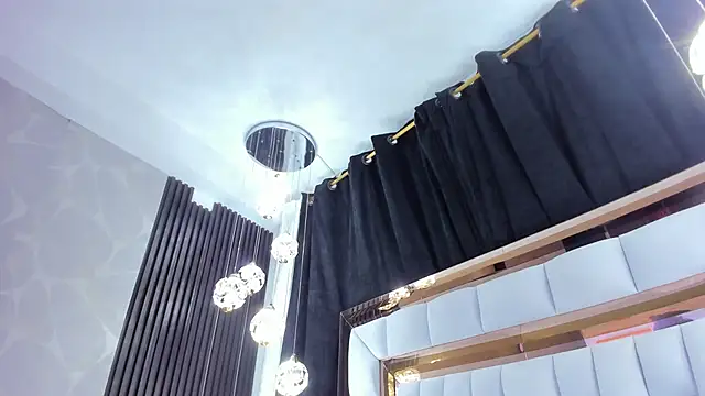 SarayRoyse online show from 10.05.25