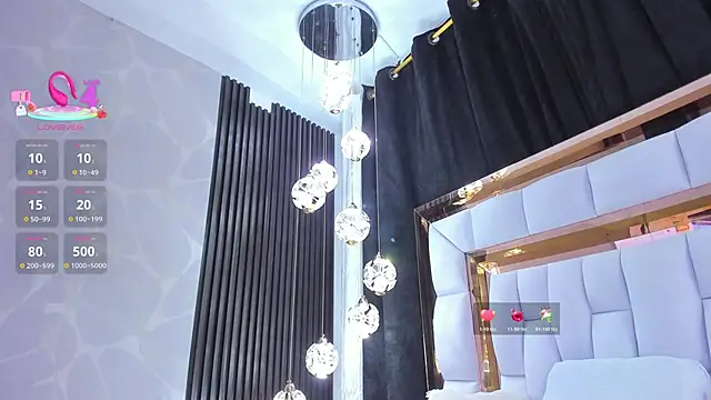 SarayRoyse online show from 04.07.26