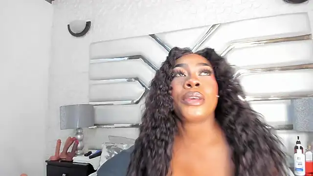 Snapshot of LexiieGrey chatting on 06.16.26 LexiieGrey online show from 06.16.26