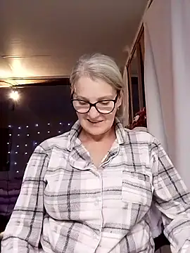 irinamaux online show from 11.05.25