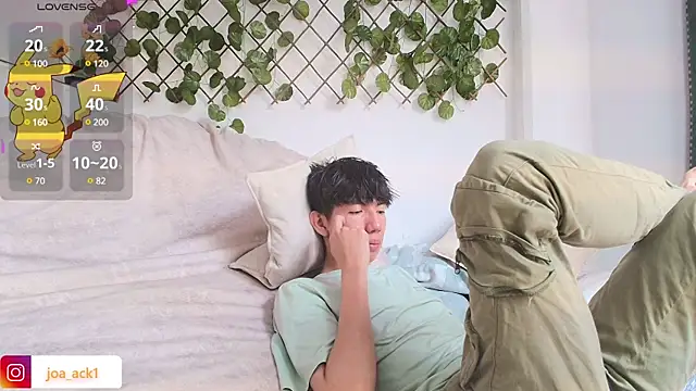 Levii Ackermann online show from 02.10.25