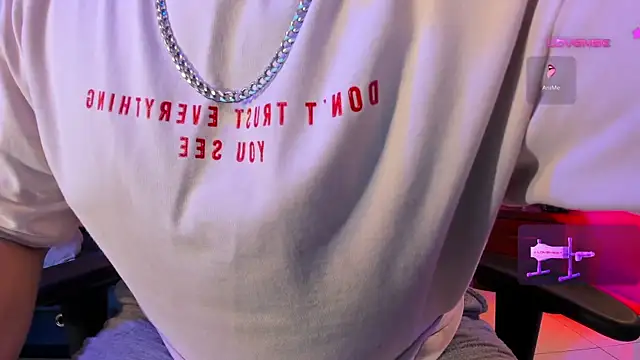 Snapshot of Alex_maraj chatting on 11.04.25 Alex maraj online show from 11.04.25