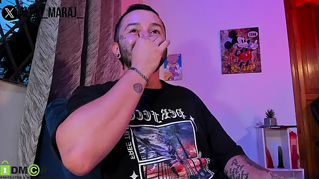 Snapshot of Alex_maraj chatting on 11.05.25 Alex maraj online show from 11.05.25