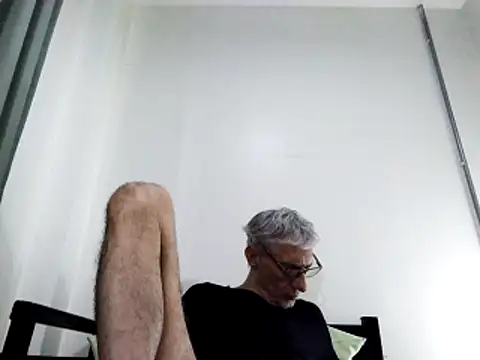BIGUNCUTHARDCOCK online show from 02.18.25
