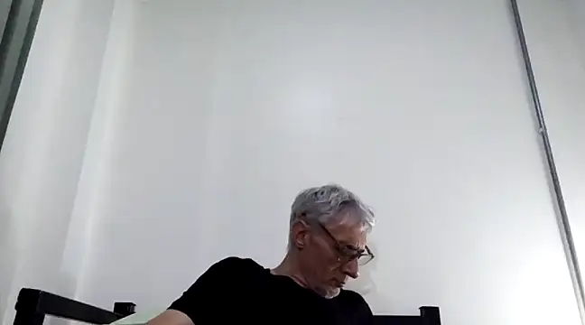 BIGUNCUTHARDCOCK online show from 02.19.25