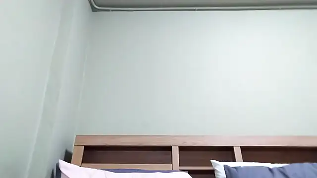 Snapshot of BIGUNCUTHARDCOCK chatting on 10.11.25 BIGUNCUTHARDCOCK online show from 10.11.25