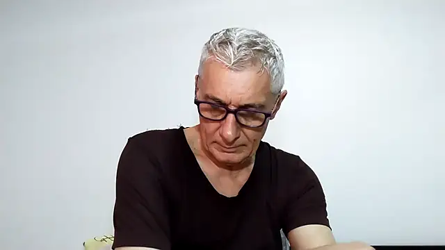 BIGUNCUTHARDCOCK online show from 04.12.26