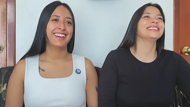 2SummerLove1 online show from 11.16.25