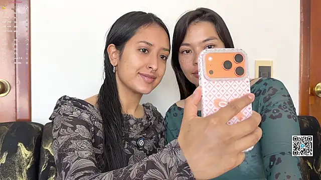 2SummerLove1 online show from 04.03.26