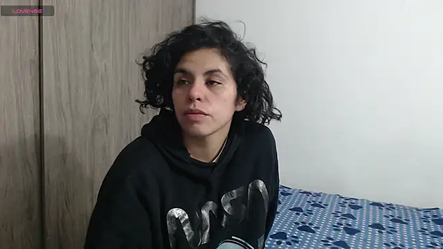 Anne purple online show from 02.11.25