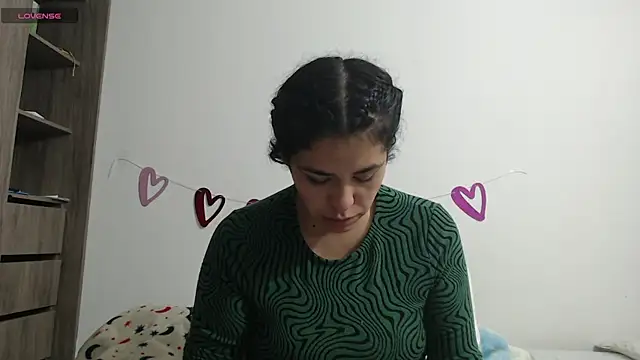 Anne purple online show from 02.14.25