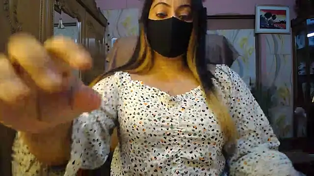 Snapshot of SohanaSabaSexy chatting on 04.24.26 SohanaSabaSexy online show from 04.24.26