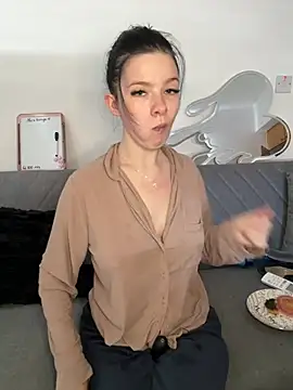 RoxiBlack online show from 03.03.26