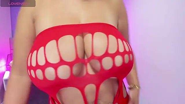 Alicebrooks  online show from 02.04.25