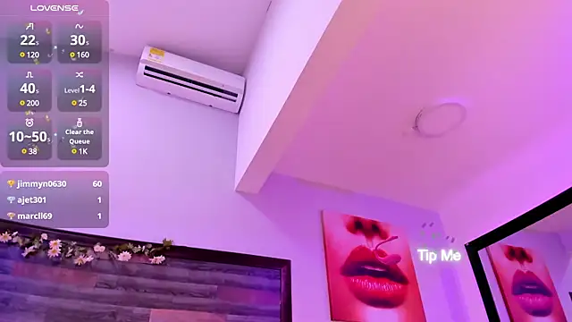 EmmaBakeer online show from 02.14.25