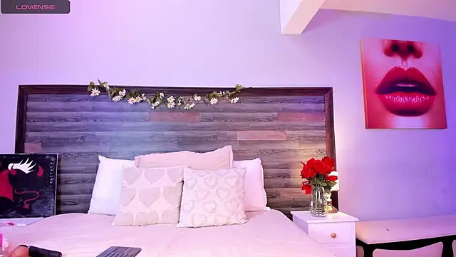 EmmaBakeer online show from 02.17.25