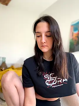 Snapshot of _Juliette chatting on 11.09.25 Juliette online show from 11.09.25