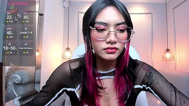 AzuraKindong online show from 12.27.24