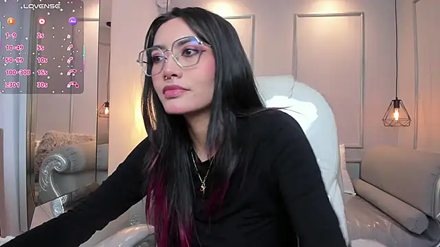 AzuraKindong online show from 10.21.25