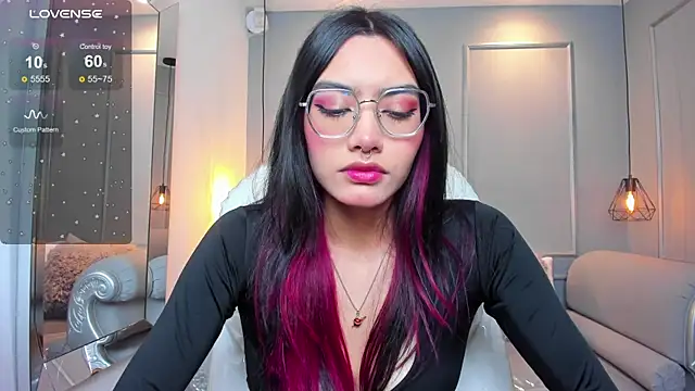 AzuraKindong online show from 11.18.25