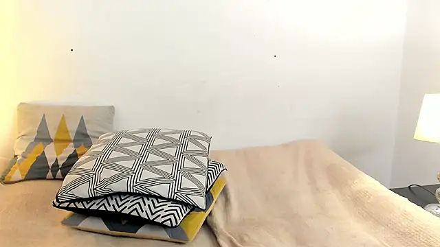 Snapshot of Tomy_Rox chatting on 10.08.25 Tomy Rox online show from 10.08.25