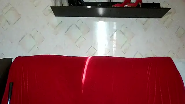 DarkIlona online show from 02.27.26