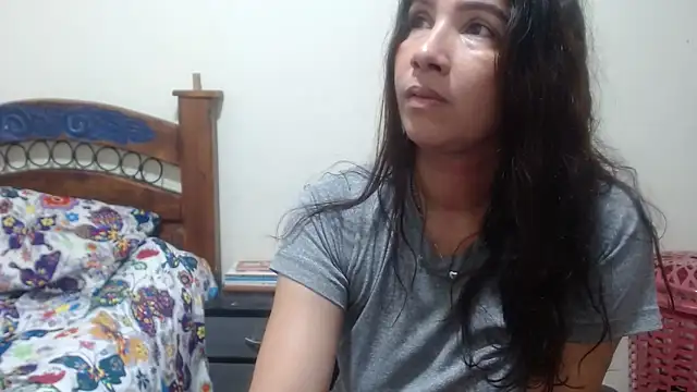 Snapshot of Ainhoa-hot chatting on 05.15.26 Ainhoa-hot online show from 05.15.26