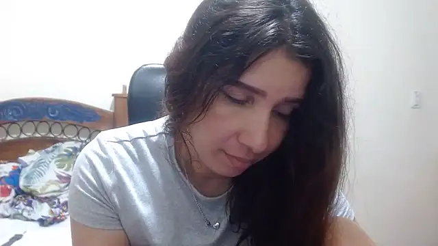 Snapshot of Ainhoa-hot chatting on 06.09.26 Ainhoa-hot online show from 06.09.26