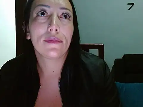 Laura martin  online show from 01.31.25